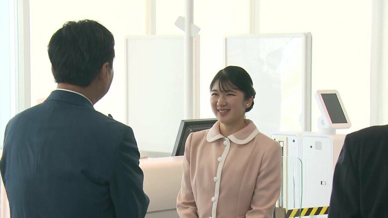 佐賀空港に到着された愛子さま（2024年10月11日）