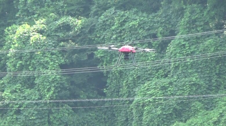 ドローンで上空からも捜索