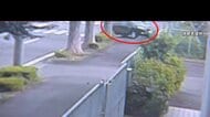 衝突後もスピード落とさず歩道に突っ込む瞬間　「踏み間違えた」69歳女を逮捕　70歳女性死亡3人けが　神奈川・藤沢市