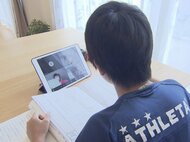 クラスで対面とオンライン半々…学校の新たなスタイル『ハイブリッド授業』子供は機能駆使し“慣れっこ”に