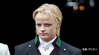 皇太子妃の長男「リトル・マリウス」の転落「愛すべき象徴が今や犯罪の象徴」ノルウェー…