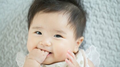 親の唾液がついた“おしゃぶり”が子どものアレルギー抑制に！？虫歯リスクなど気になる点を研究者に聞いた