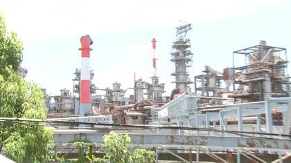 【中継】日本製紙八代工場　煙突崩落で閉じ込められ2人心肺停止　安否不明7人の2人は1階、5人は2階か…救助続く　熊本地震
