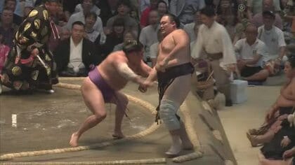 朝乃山、連勝止まる　尊富士に敗れて3敗目【大相撲名古屋場所 11日目結果】