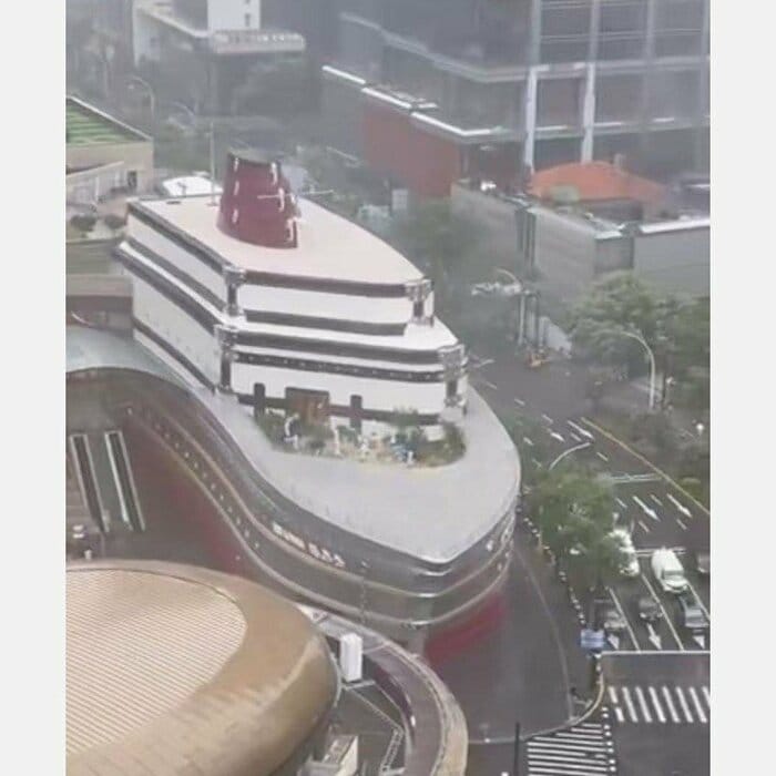 台風接近時の実際の現場の様子（中国SNSより）