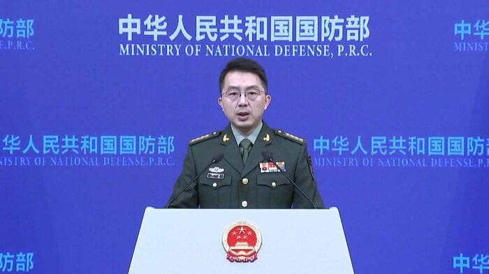 日本が台湾海峡情勢に武力介入するなら「重大な代償を払うことになる」中国国防部・蔣斌報道官（資料）