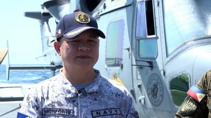 「アントニオ・ルナ」のジェニファー・モンフォルテ艦長