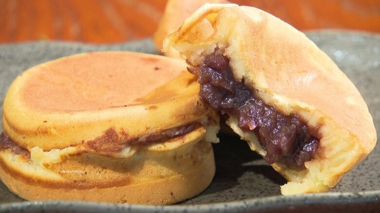 名物「どりこの焼き」30年ぶり復活　140年続く老舗菓子店が“駅前”にカフェ開店　駅そばを意識した“牛すじそば”、高校生まで200円引きメニューも　「篠ノ井駅のランドマークに」5代目の挑戦｜FNNプライムオンライン