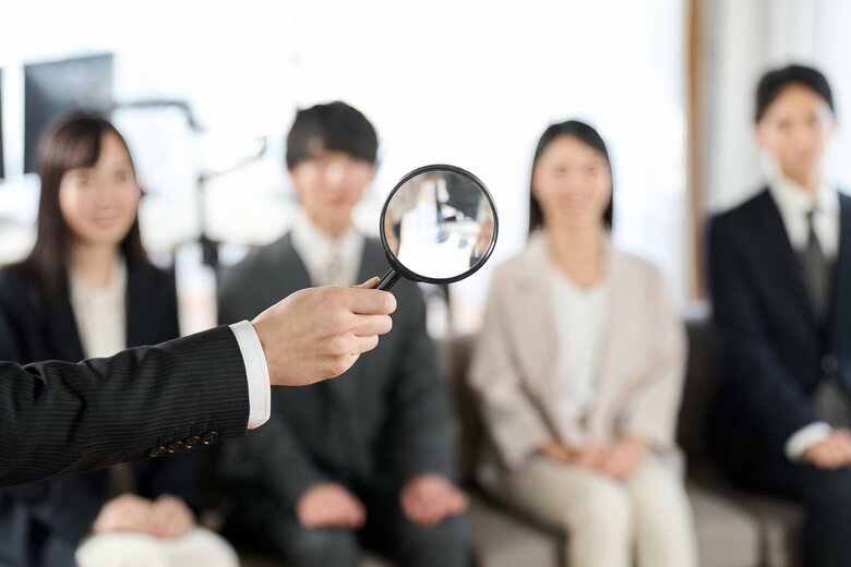 企業の51.4%が正社員不足、4月としては過去最高…「2024年問題」から1年、建設・物流業は依然約7割が人手不足