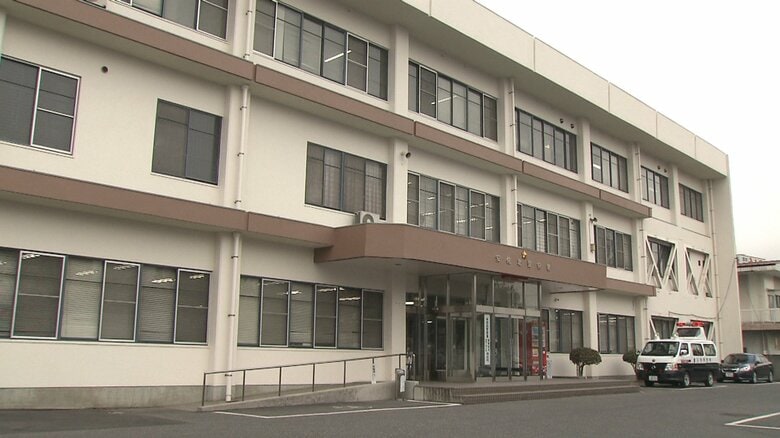 酒気帯び運転の現行犯で男を逮捕　パトカーの静止振り切り逃走も対向車と衝突事故　広島｜FNNプライムオンライン