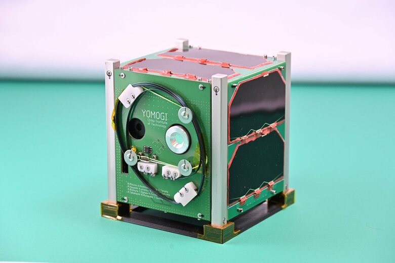 学生主体で製作した超小型衛星「YOMOGI」が初期ミッションを達成