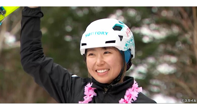 山岳とスキーのハイブリッドスポーツ「スキーモ」　冬季オリンピック“日本初メダルの地”での新競技に挑む日本トップ・島 徳太郎選手と上田絢加選手｜FNNプライムオンライン