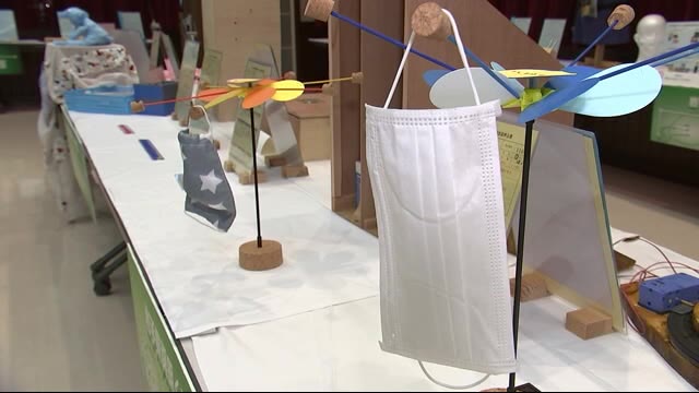 県発明くふう展 アイデアを競う 小学生から大人まで92点<岩手・盛岡市>