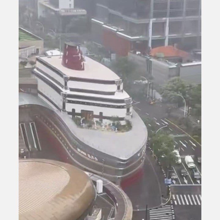 台風接近時の実際の現場の様子（中国SNSより）