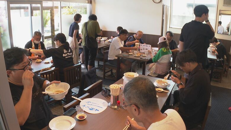 にぎわい取り戻した店内