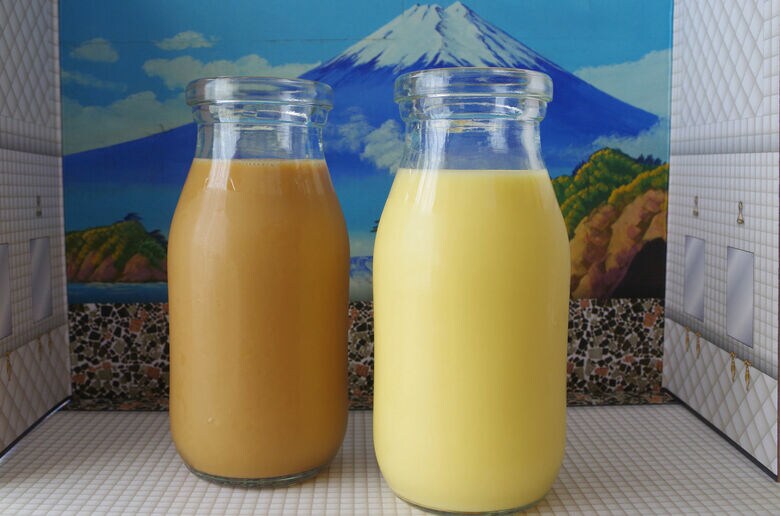 フルーツ牛乳なども楽しみのひとつ（画像：イメージ）