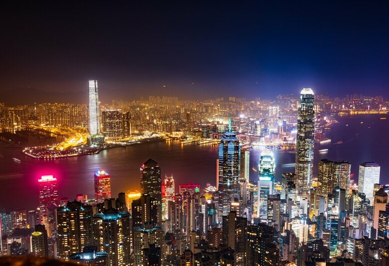 日本に留学している香港出身の学生が一時帰郷中の香港で逮捕される事件も