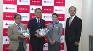 ANAの客室乗務員からすずらんの花　「幸せを感じてほしい」患者や医療関係者に贈る　