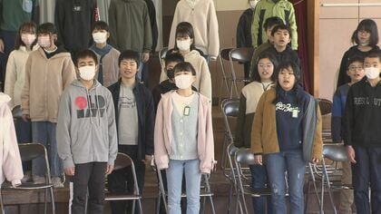 卒業式に歌った曲は？1位・30代から下「旅立ちの日に」40代から上「仰げば尊し」　最近では「Jポップ」も