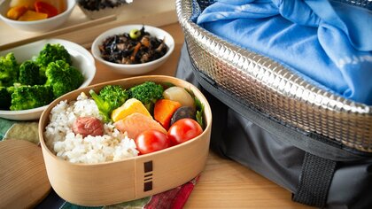 お弁当の食中毒対策は「素早く冷まして保冷」一択！25℃を超えたら危険…梅干しも濃い味付けも気休めでしかない理由