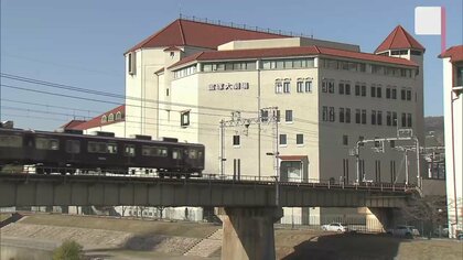 阪急阪神HD会長が遺族に直接謝罪の意向を示す　宝塚歌劇団員死亡で「管理責任があった」として