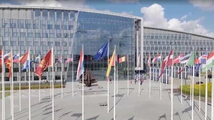 アメリカがスペインのNATO加盟資格停止など検討か　ロイター通信