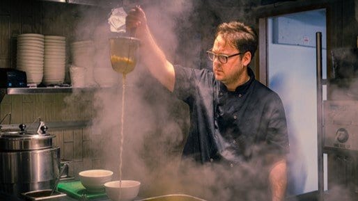 ティムさんが日本食に興味を持ったきっかけは「料理の鉄人」