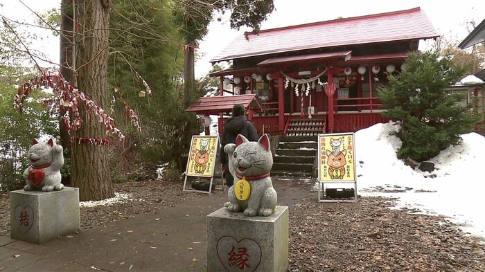 珍しい“狛猫”が迎えてくれる「鹿角八坂神社」（鹿角市八幡平）