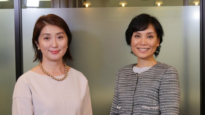 佐々木恭子アナウンサー(左)と小林りんさん(右)