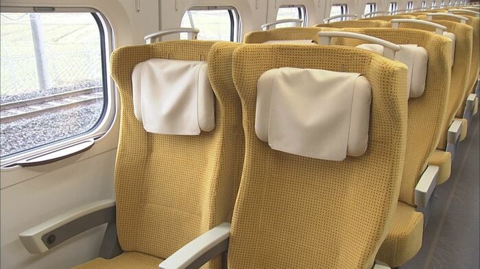 秋田新幹線「こまち」の車内