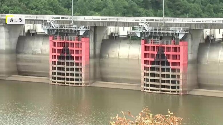 御所ダムの貯水率0％から45.6％に上昇　久しぶりのまとまった雨　岩手県盛岡市｜FNNプライムオンライン