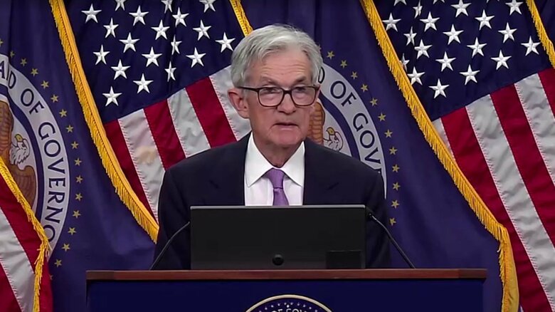 パウエル議長はトランプ氏の経済政策について「（現時点で）経済への影響は予測できない」と述べた