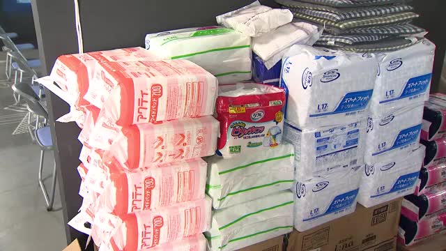 神奈川から氷見に支援物資届く　かまぼこなどの食料に毛布、給水タンク　支援活動の交流をする団体から提供