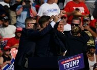 トランプ氏演説会場での銃撃は「暗殺未遂」FBIが発表 “容疑者はペンシルベニア在住の20歳男”と複数アメリカメディア