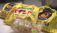 阪神タイガース優勝で「パインアレ」発売　早朝から行列で30分完売　“アレ（優勝）”の次は“ソレ（日本一）”目指す