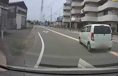 “危険運転”4連発! 高齢ドライバーの危険な運転に遭遇した場合どうすれば?