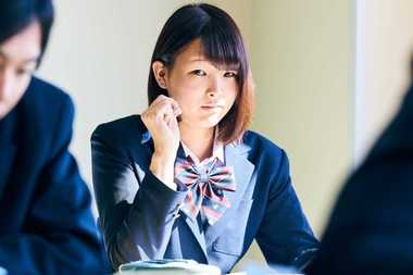 空腹時に鳴る“お腹の音”をごまかしてくれる消しゴム「ギュル消し」…誰もが経験する悩みを解消!?