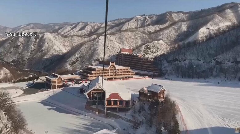 【独自】北朝鮮“高級スキーツアー”の実態　ゲレンデに金正恩総書記をたたえる歌…「雲形」や「カモメ形」にヘアカット　交流禁止や撮影制限も｜FNNプライムオンライン