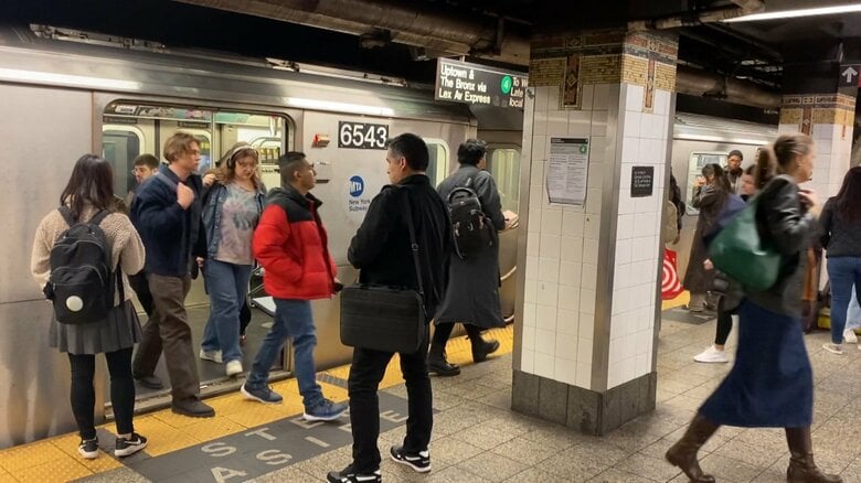 アメリカ3月雇用統計　就業者数が市場予想を大幅上回る　失業率は4.3％に改善｜FNNプライムオンライン