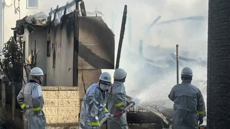 福島市泉で住宅燃える火事＜福島県＞　｜FNNプライムオンライン