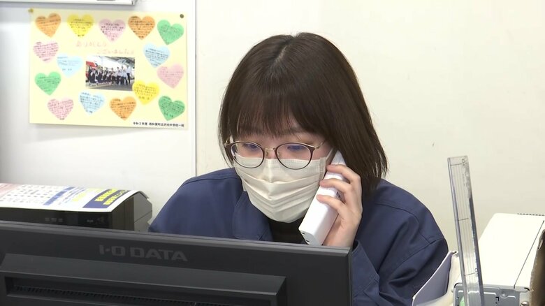 宮古駅で業務を行う千代川さん