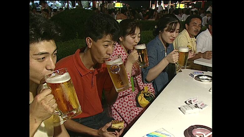 午後10時までだったビアガーデンも現在は午後9時までに