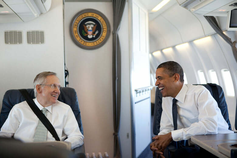 報告書では民主党の重鎮だったリード氏（左）の選挙区が当初は間違えられていた