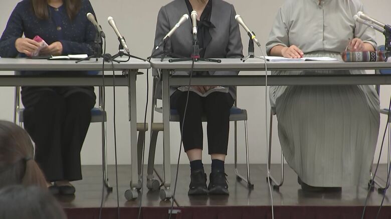 初公判のあと開かれた遺族の会見