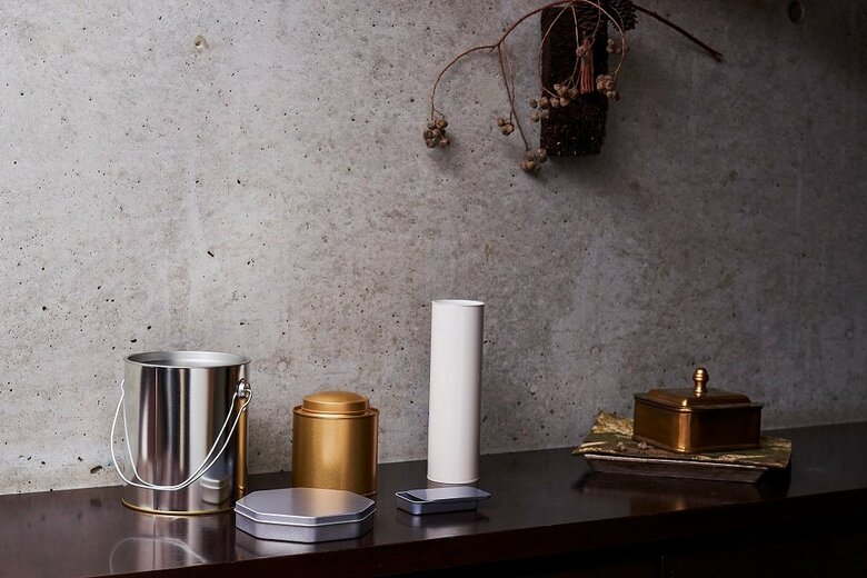 紅茶缶などのバラエティ豊かな缶も対応している