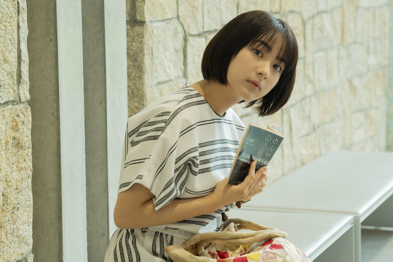 『恋は光』6月17日（金）ＴＯＨＯシネマズ日比谷ほか全国公開　配給：ハピネットファントム・スタジオ／KADOKAWA　(C)秋★枝／集英社・2022 映画「恋は光」製作委員会