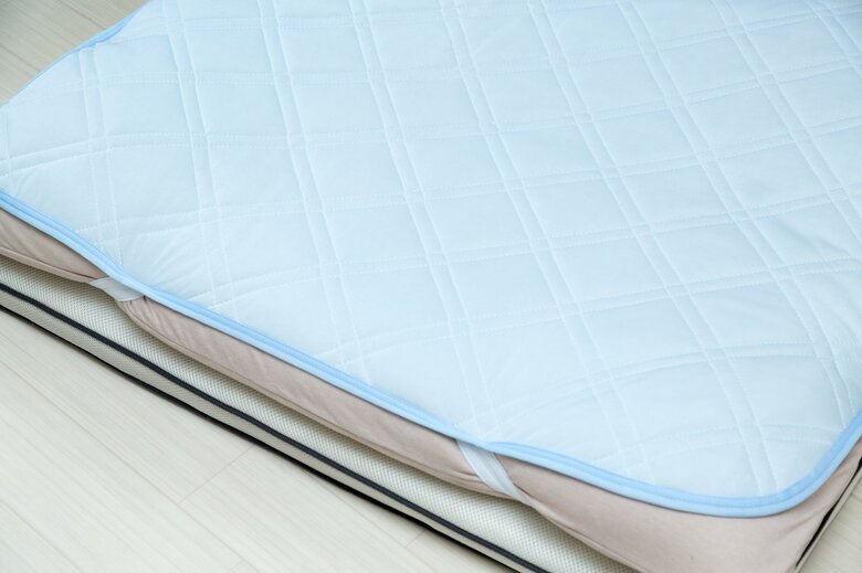 敷きパッドを使っても良い（画像はイメージ）