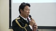 前侍ジャパン・井端弘和監督が一日警察署長　自転車乗る際「頭を守って」