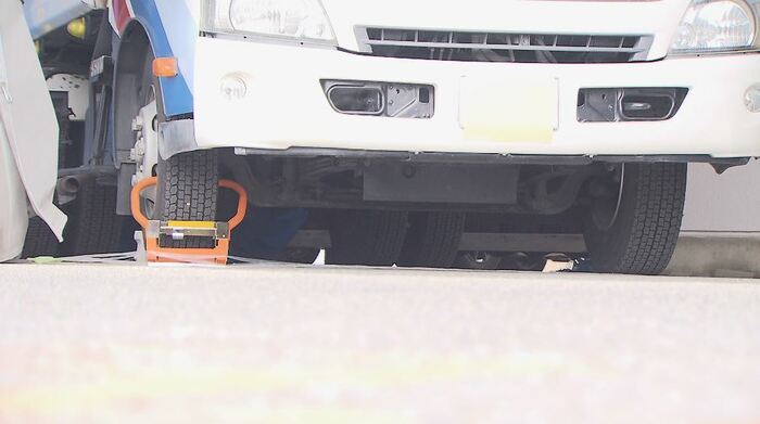 押収されたごみ収集車