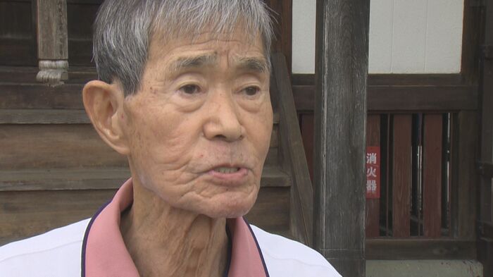妹を亡くした悲しみを語る上田月照さん（85）